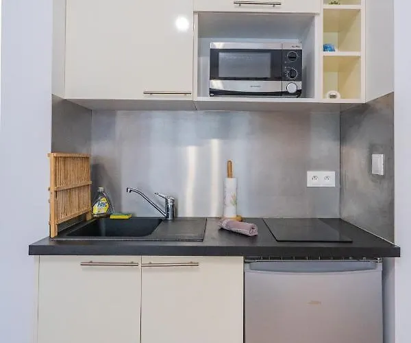 In - 2 Proche Airbus A St Martin Du Touch Apartman