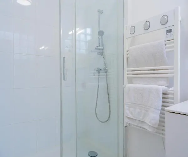 In - 2 Proche Airbus A St Martin Du Touch