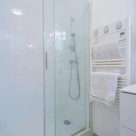 In - 2 Proche Airbus A St Martin Du Touch