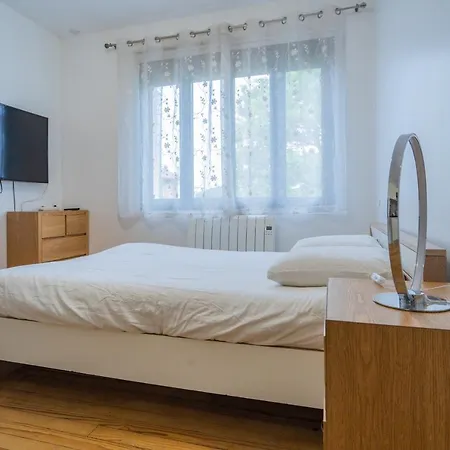 Apartment In - 2 Proche Airbus A St Martin Du Touch